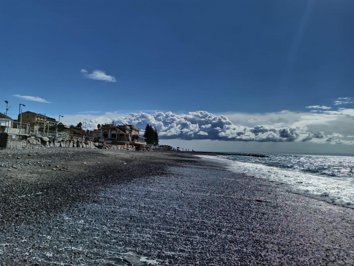 Casa Odello Suite And The Sea Bordighera Exteriör bild